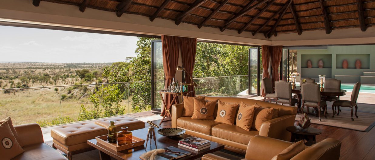 lounge-area-four-seasons-serengeti-tanzania